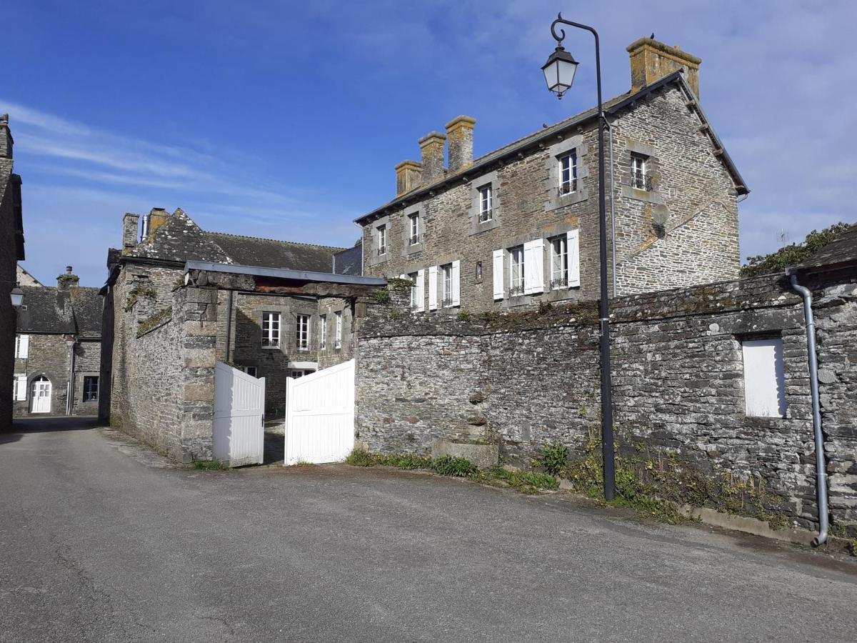 Vila Ker Madette Gouarec Exteriér fotografie